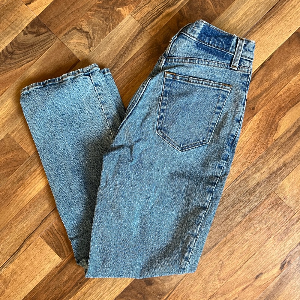 Abercrombie & Fitch Ultra High Rise Blue Jeans